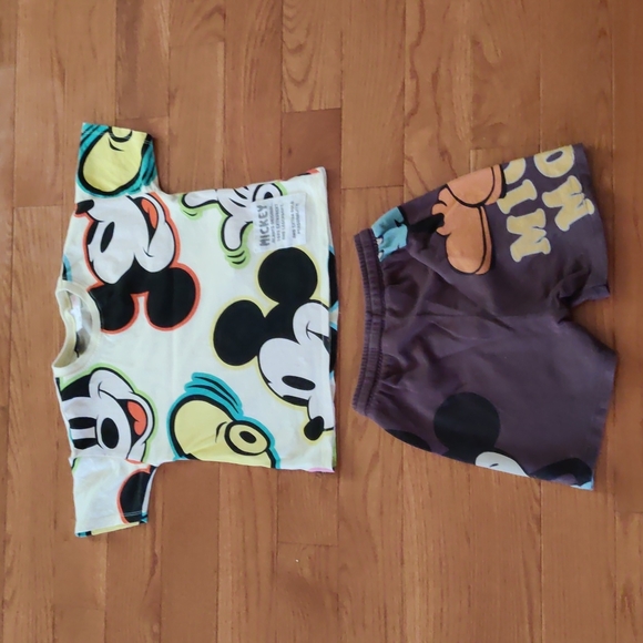 Super cute boys matching sets - Picture 5 of 7